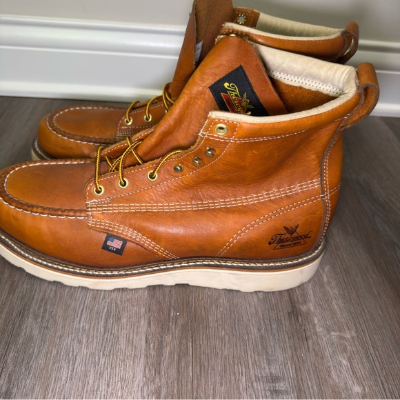 american heritage 6 tobacco moc toe Kick off the work week with the Thorogood 6 Maxqear Wedge! They give you the performance you need on the job and look good off the clock profile construction for ankle stability Men's Thorogood American Heritage 6"